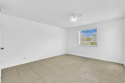13721 Flora Place Delray Beach FL 33484