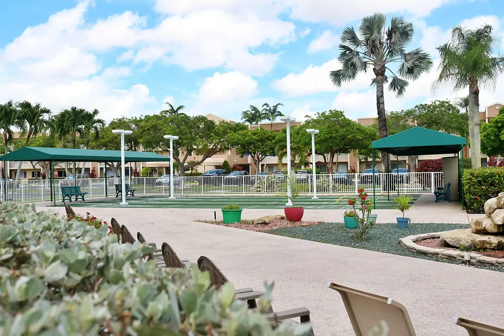 Tamarac FL 33321