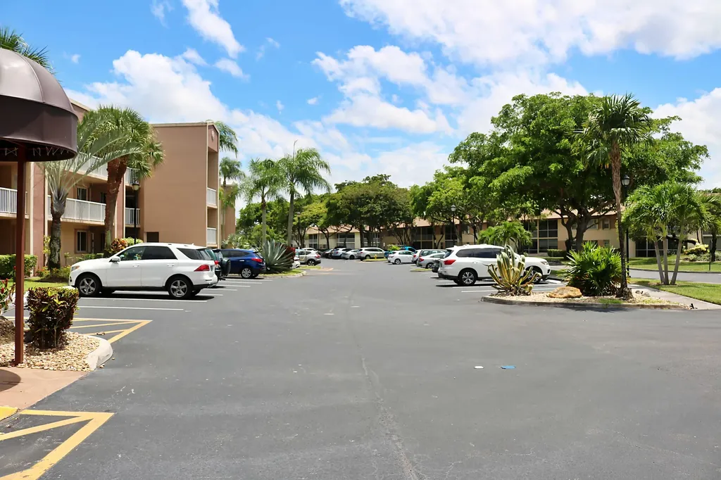 Tamarac FL 33321