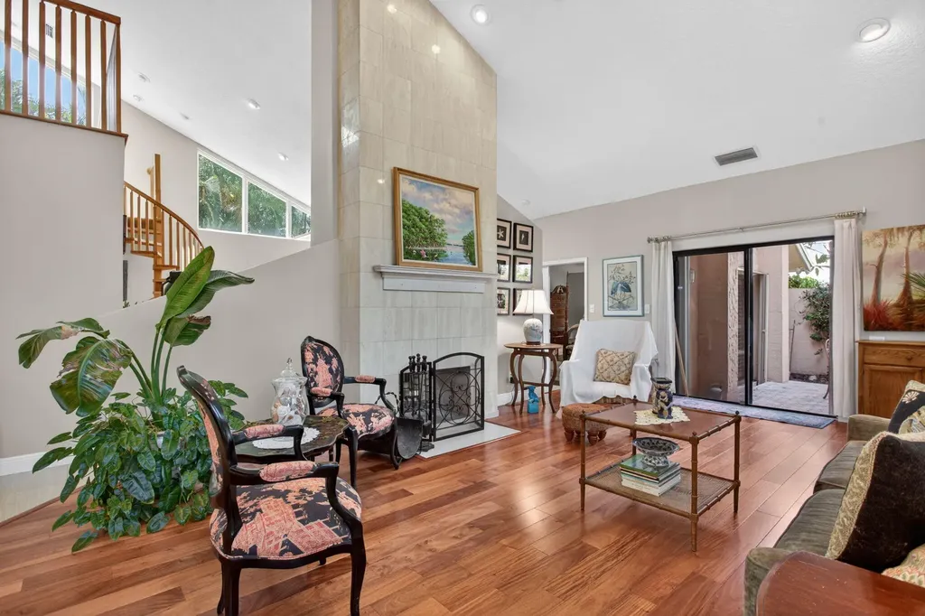 11244 NW 10th Manor Coral Springs FL 33071