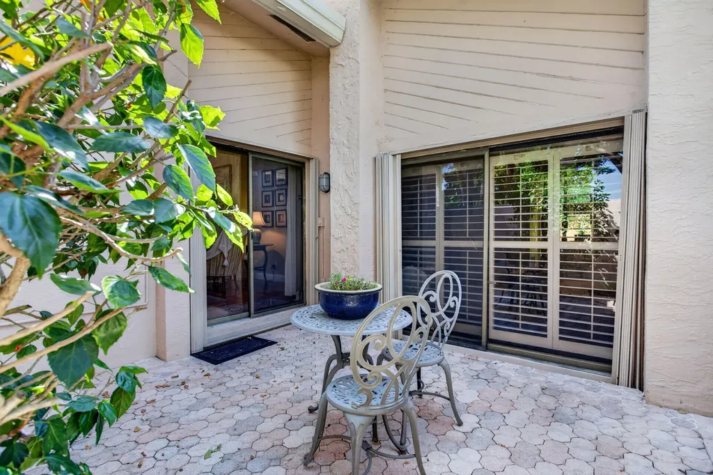 11244 NW 10th Manor Coral Springs FL 33071