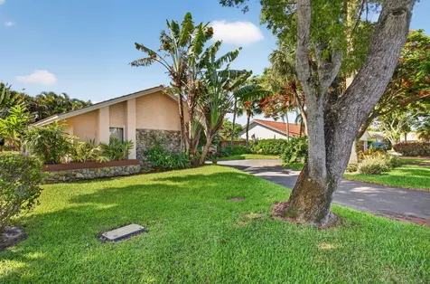 11244 NW 10th Manor Coral Springs FL 33071