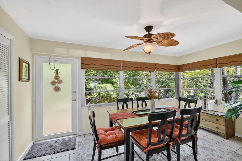 300 Cape Cod Circle Lake Worth FL 33467
