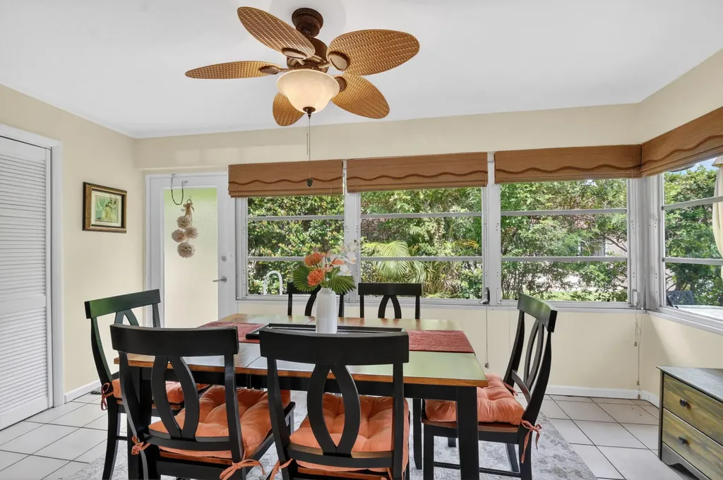 300 Cape Cod Circle Lake Worth FL 33467