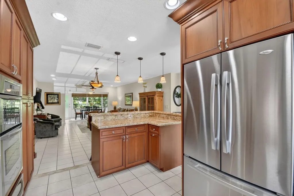 300 Cape Cod Circle Lake Worth FL 33467