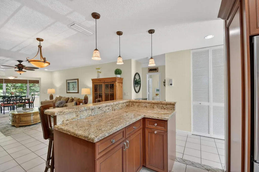 300 Cape Cod Circle Lake Worth FL 33467