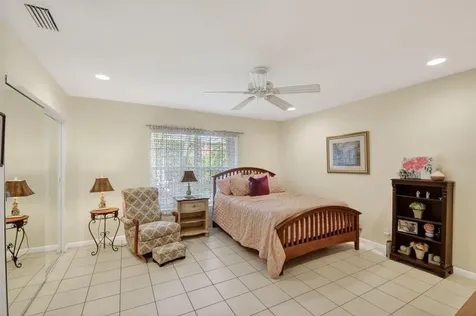 300 Cape Cod Circle Lake Worth FL 33467