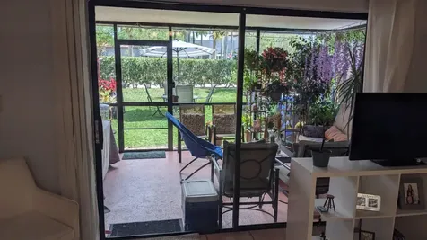 353 NW 103rd Terrace Pembroke Pines FL 33026