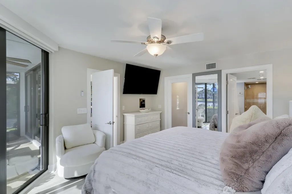 515 Bay Colony Drive N Juno Beach FL 33408