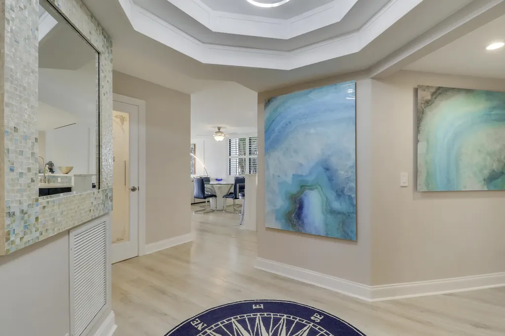 515 Bay Colony Drive N Juno Beach FL 33408