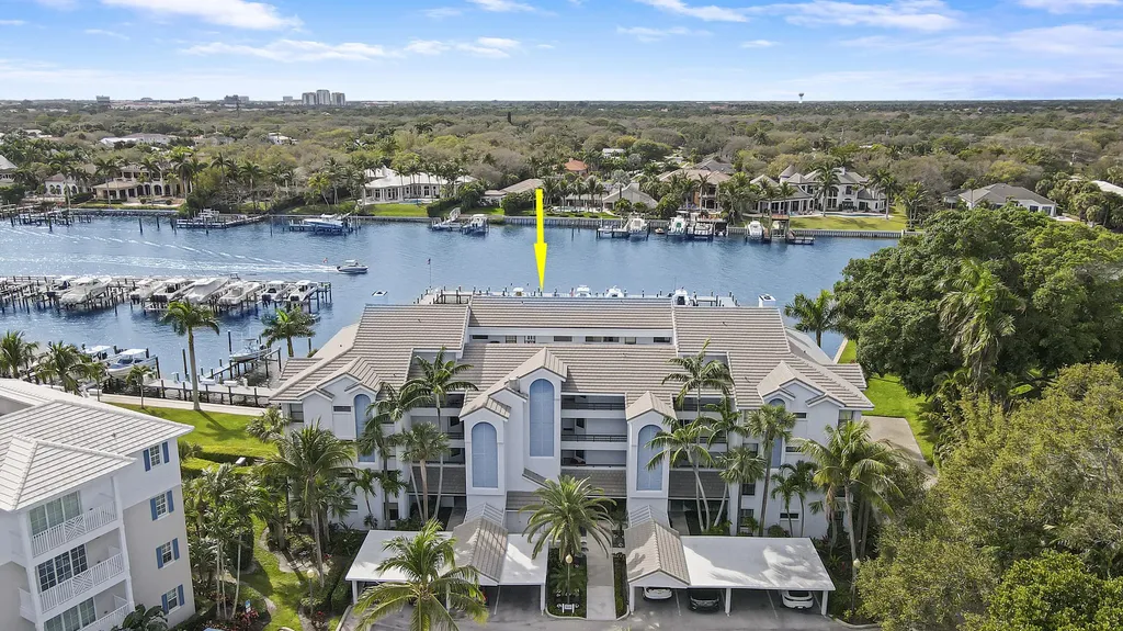 515 Bay Colony Drive N Juno Beach FL 33408