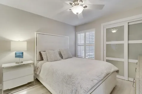 515 Bay Colony Drive N Juno Beach FL 33408