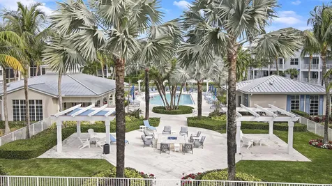 515 Bay Colony Drive N Juno Beach FL 33408