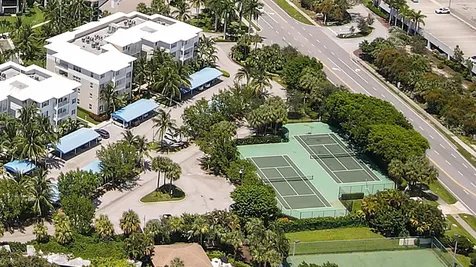 515 Bay Colony Drive N Juno Beach FL 33408