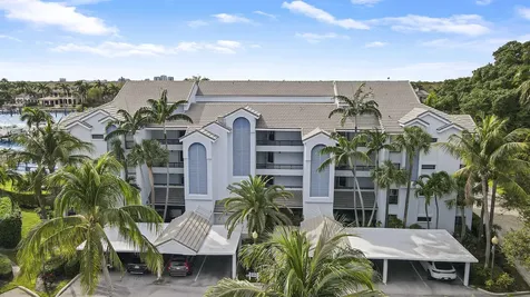 515 Bay Colony Drive N Juno Beach FL 33408
