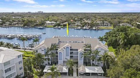 515 Bay Colony Drive N Juno Beach FL 33408