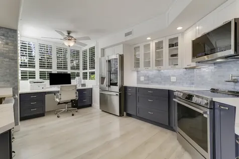 515 Bay Colony Drive N Juno Beach FL 33408