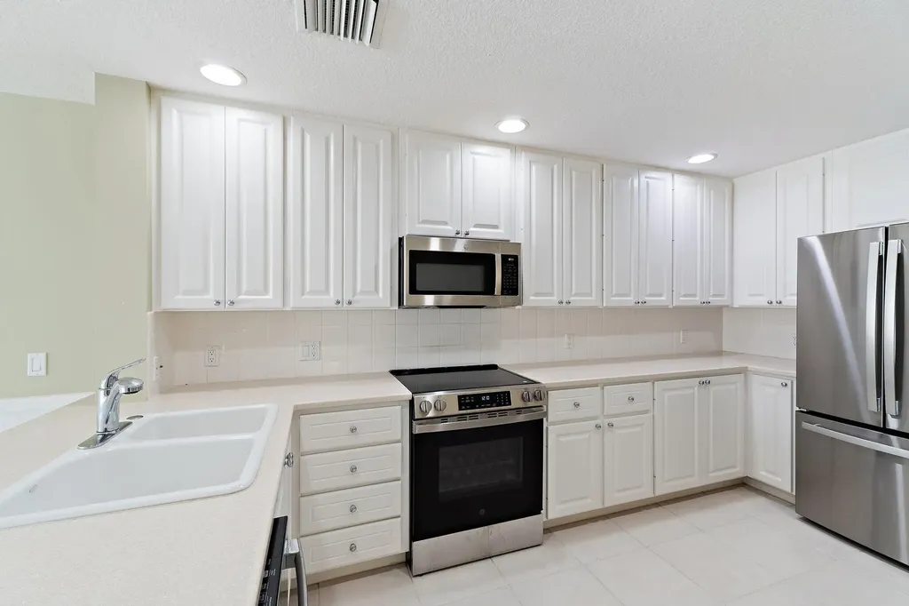 4526 Illicium Drive Palm Beach Gardens FL 33418