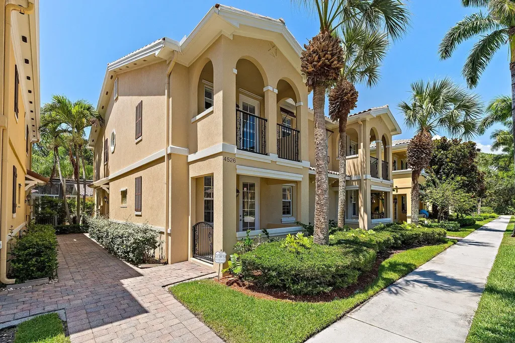 4526 Illicium Drive Palm Beach Gardens FL 33418