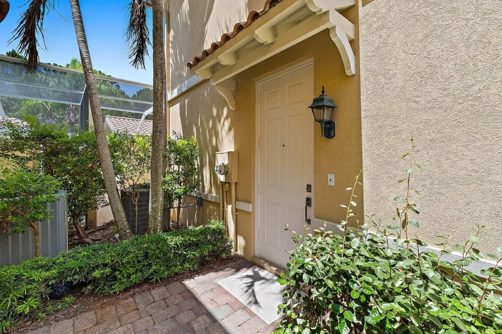 4526 Illicium Drive Palm Beach Gardens FL 33418