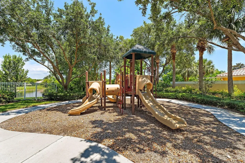 4526 Illicium Drive Palm Beach Gardens FL 33418