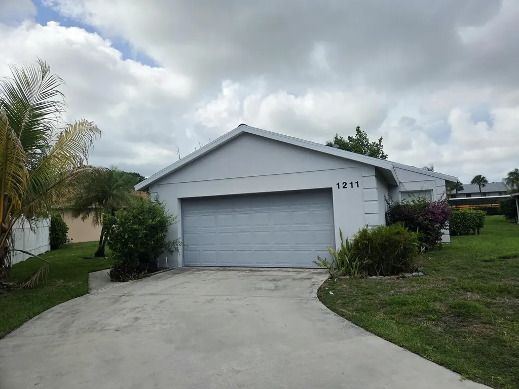 1211 Pine Sage Circle West Palm Beach FL 33409