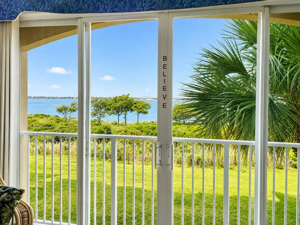 32 W Harbour Isle Drive Drive W Fort Pierce FL 34949