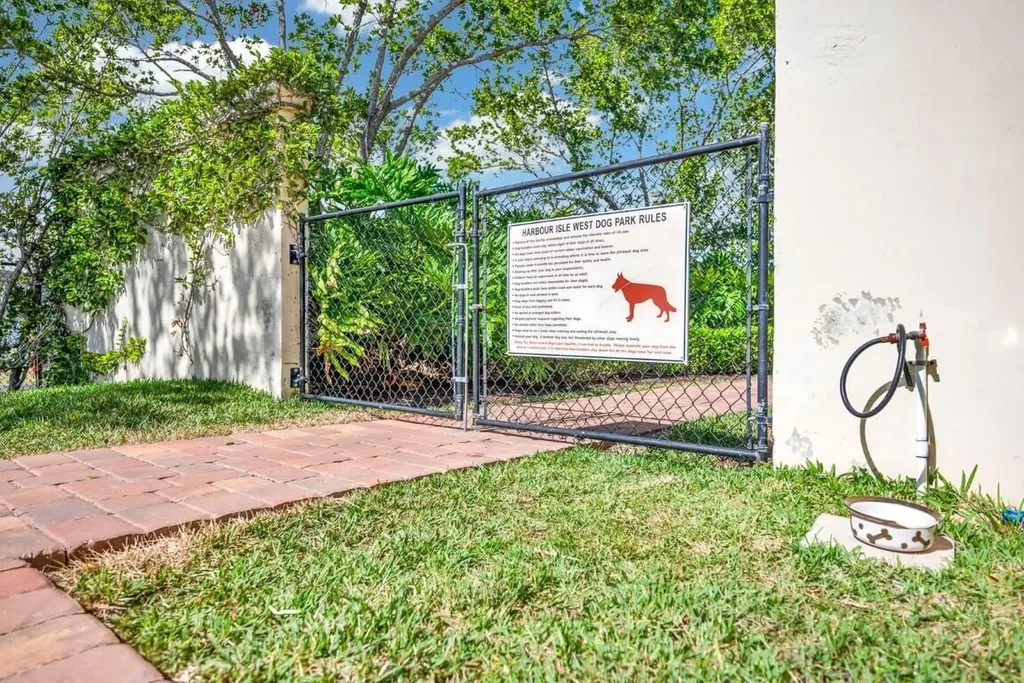 32 W Harbour Isle Drive Drive W Fort Pierce FL 34949