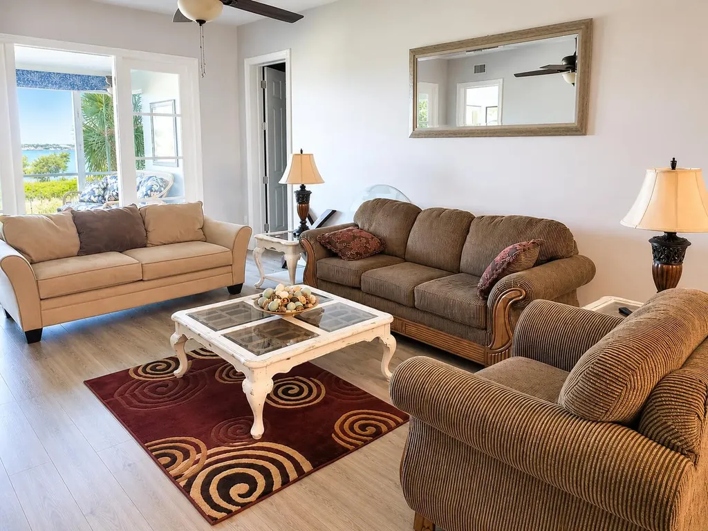 32 W Harbour Isle Drive Drive W Fort Pierce FL 34949