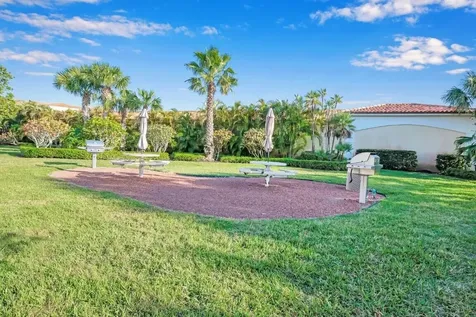 32 W Harbour Isle Drive Drive W Fort Pierce FL 34949