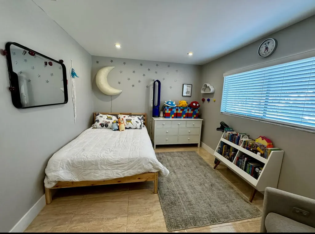 5520 Coach House Circle Boca Raton FL 33486