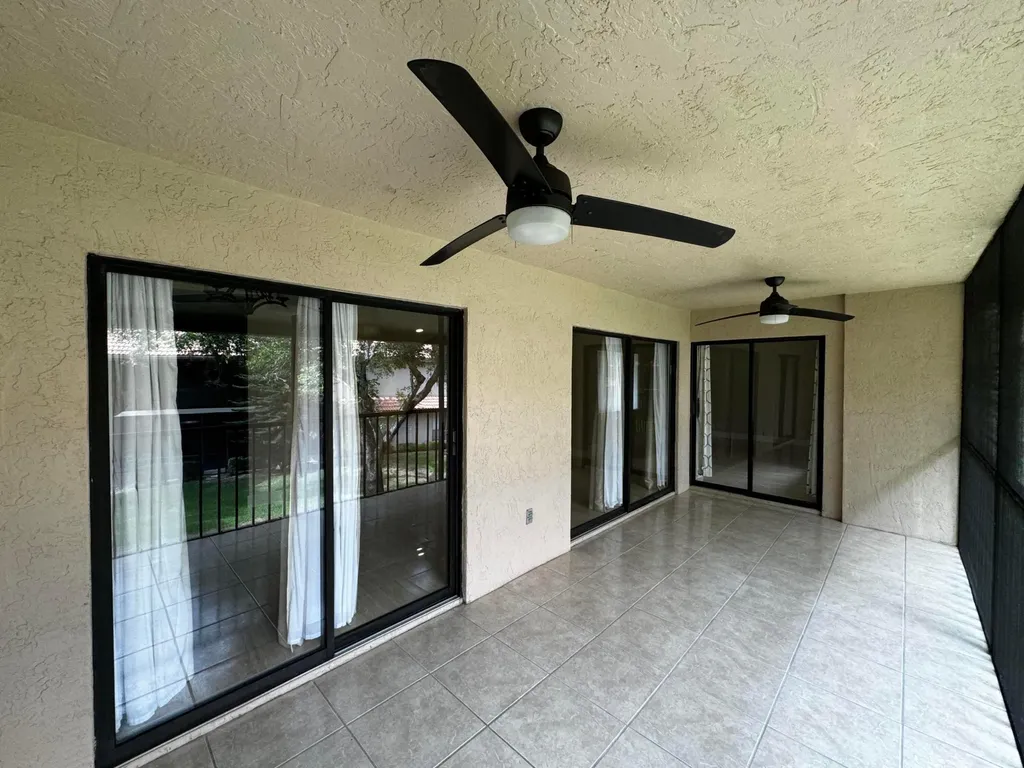 5520 Coach House Circle Boca Raton FL 33486