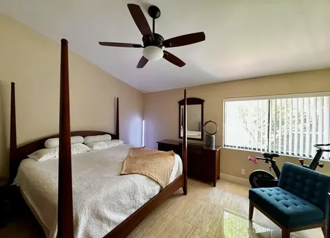 5520 Coach House Circle Boca Raton FL 33486