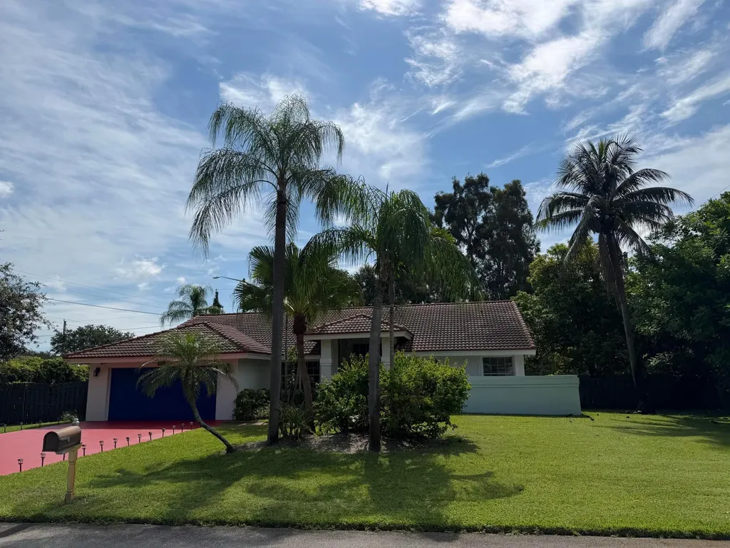 1770 Emilio Lane Palm Springs FL 33406