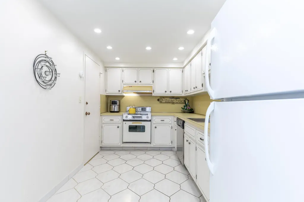 405 N Ocean Boulevard Pompano Beach FL 33062