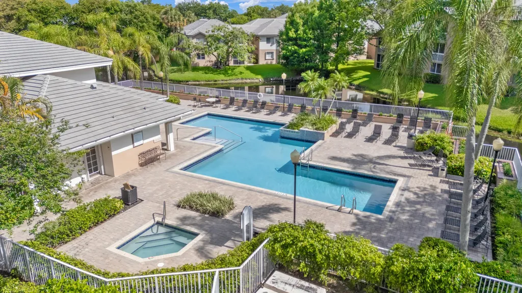 9855 Westview Drive Coral Springs FL 33076