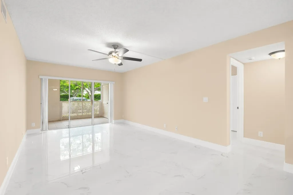 9855 Westview Drive Coral Springs FL 33076