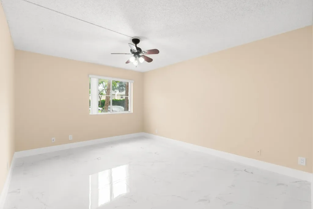 9855 Westview Drive Coral Springs FL 33076