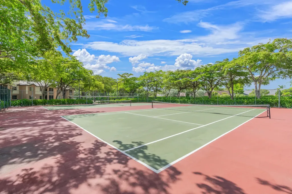 9855 Westview Drive Coral Springs FL 33076