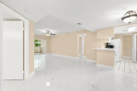 9855 Westview Drive Coral Springs FL 33076
