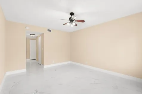 9855 Westview Drive Coral Springs FL 33076