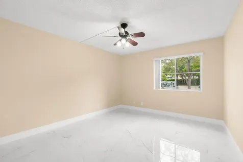 9855 Westview Drive Coral Springs FL 33076