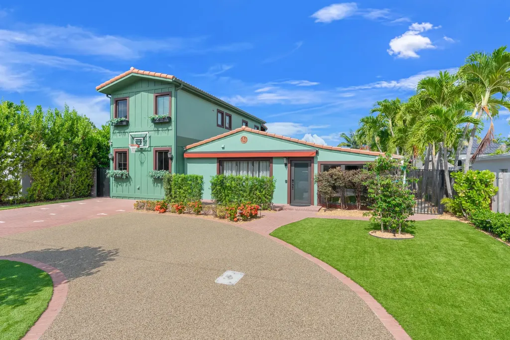 1720 NE 17th Avenue Fort Lauderdale FL 33305