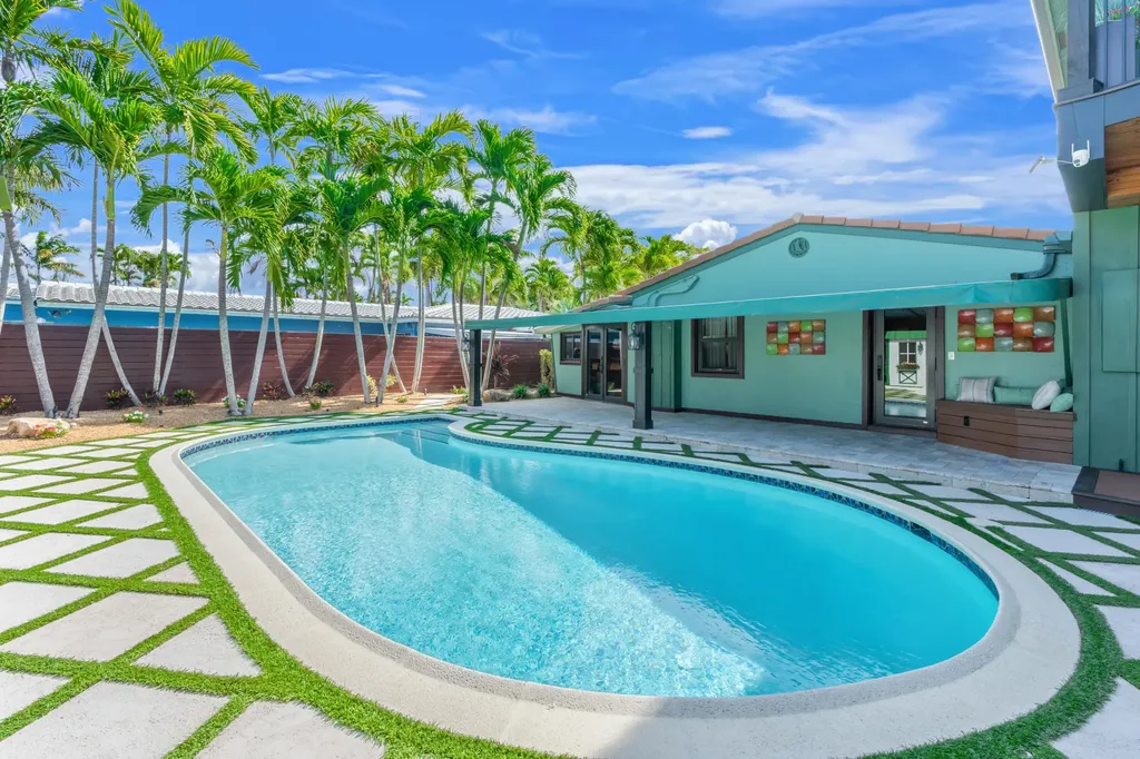 1720 NE 17th Avenue Fort Lauderdale FL 33305