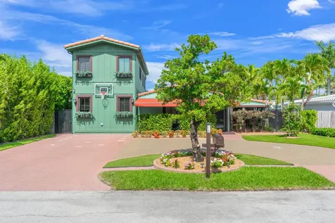 1720 NE 17th Avenue Fort Lauderdale FL 33305