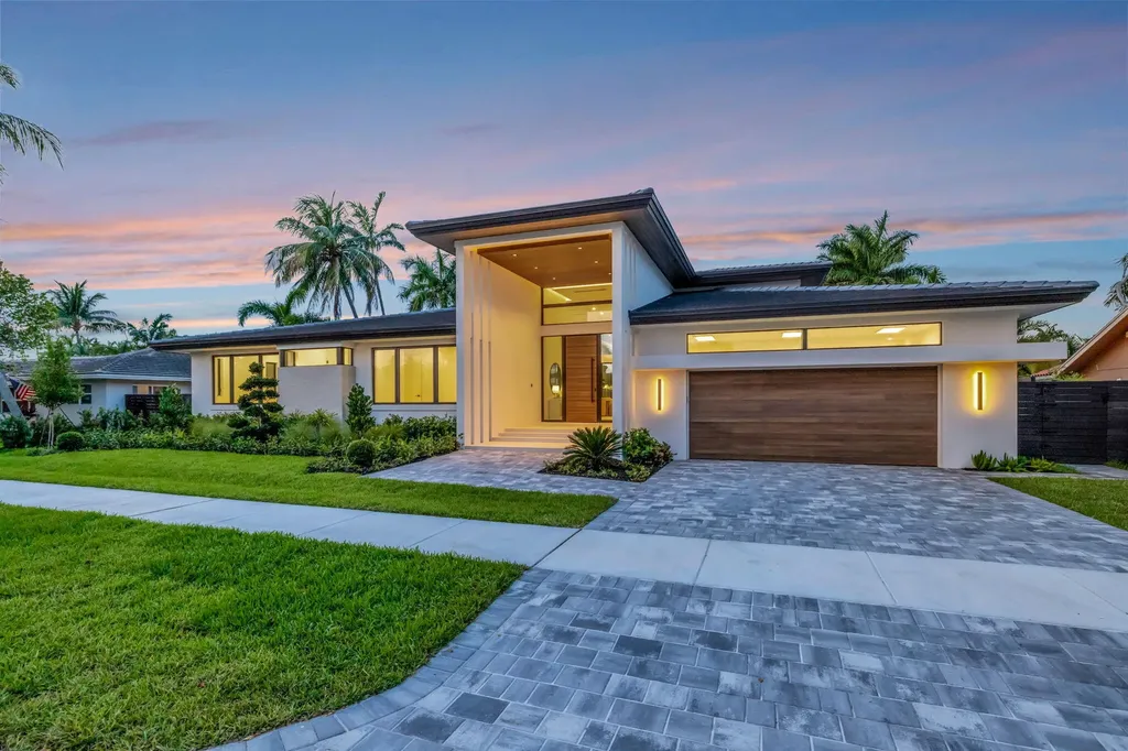 2717 NE 33rd Street Fort Lauderdale FL 33306