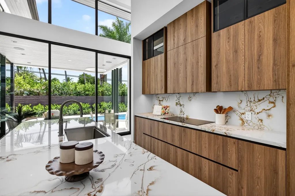 2717 NE 33rd Street Fort Lauderdale FL 33306