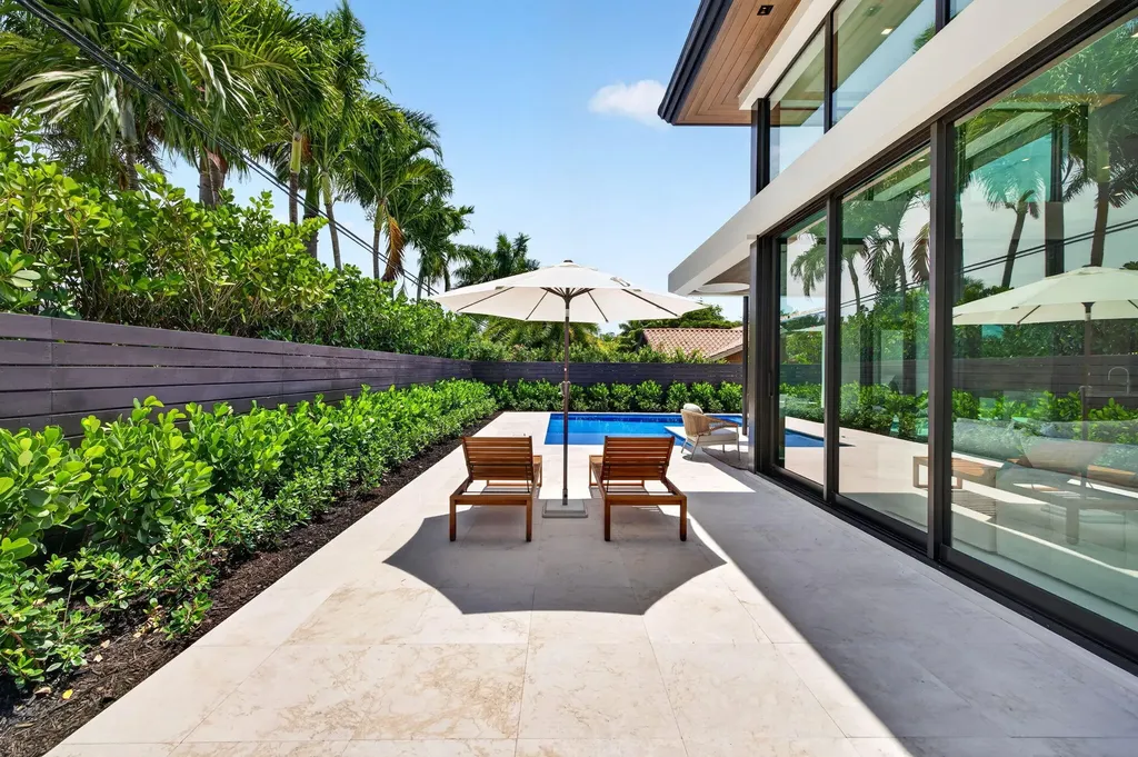 2717 NE 33rd Street Fort Lauderdale FL 33306