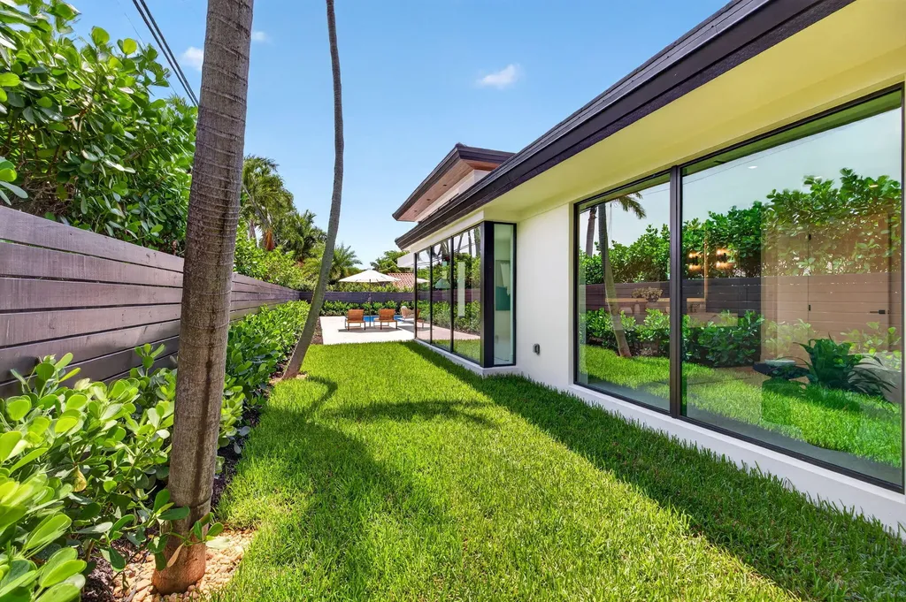 2717 NE 33rd Street Fort Lauderdale FL 33306