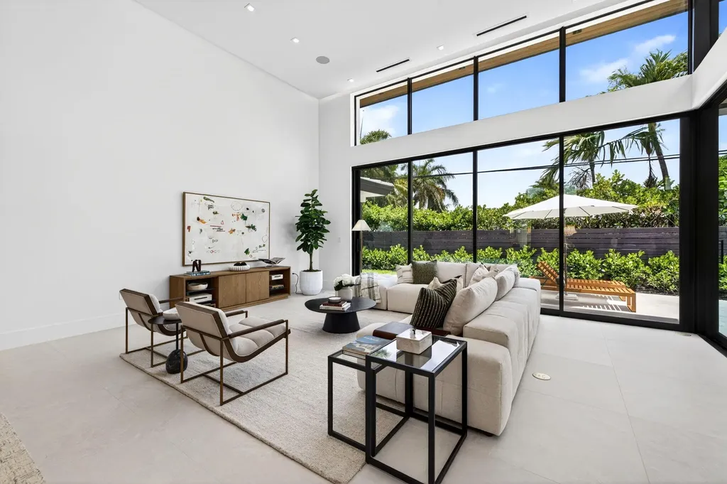 2717 NE 33rd Street Fort Lauderdale FL 33306